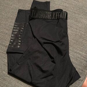 Savage x Fenty 3x leggings